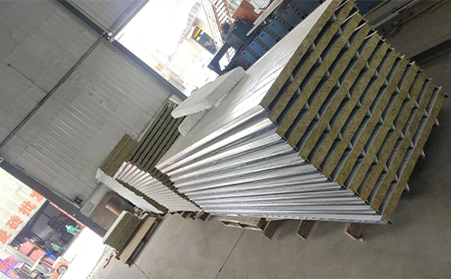 厂房改造选甘德彩钢岩棉夹芯板:防火厚度怎么挑 厂房改造选甘德彩钢岩棉夹芯板:防火厚度怎么挑